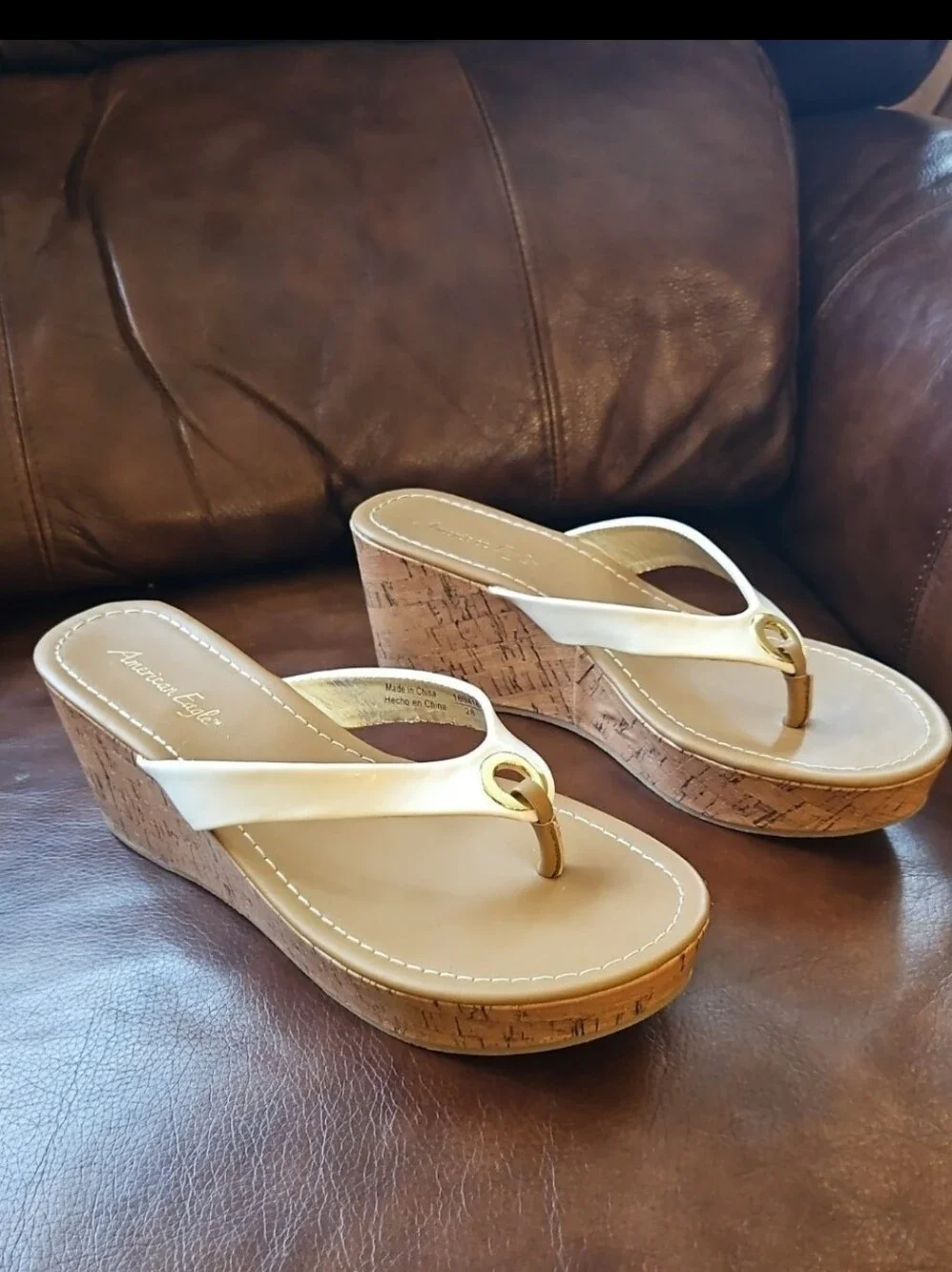 American Eagle Summer Cork Wedge Sandals w Gold Accents 7.5